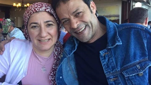 هشام عبد الله وزوجته