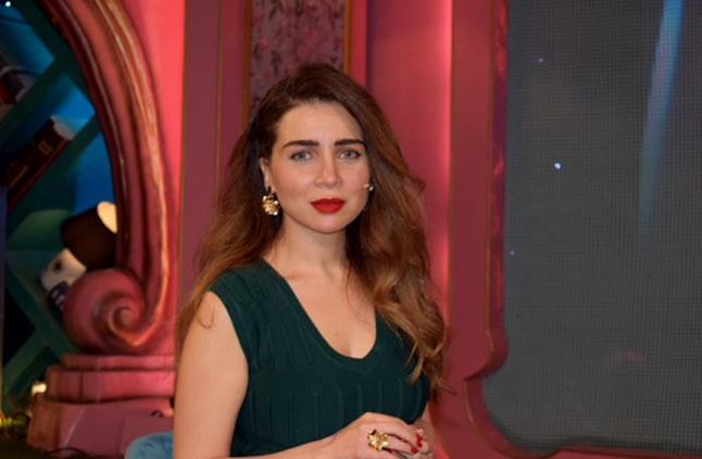 مى عز الدين مى عز الدين
