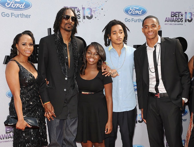 snoop-dogg-family-wife-daughter