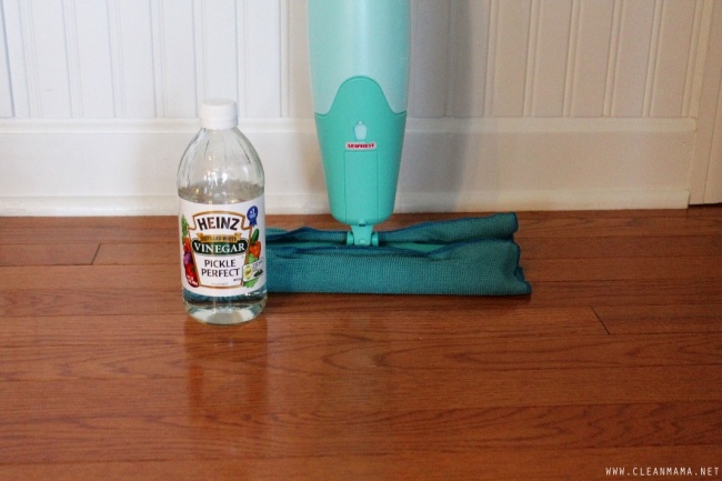 2318905-Refillable-Spray-Mop-via-Clean-Mama-1-650-16ee74bc08-1484652312