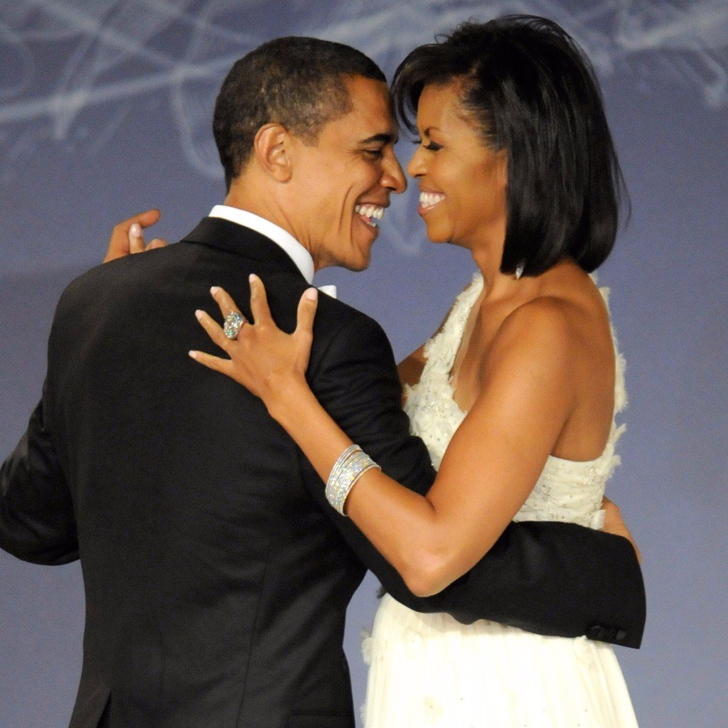 Barack-Michelle-Obama-Cute-Couple-Pictures