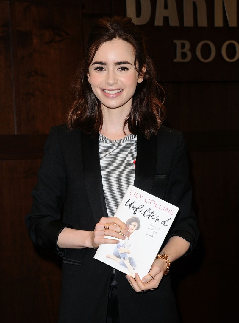 lily-collins-signs-copies-of-her-new-book-unfiltered-11