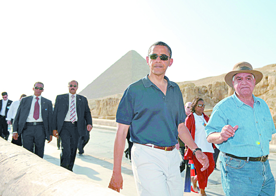 اوباما فى مصر وزاهى حواس
