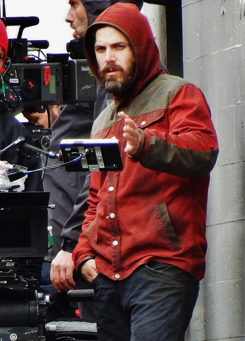 casey-affleck-gets-behind-the-camera-to-direct-03