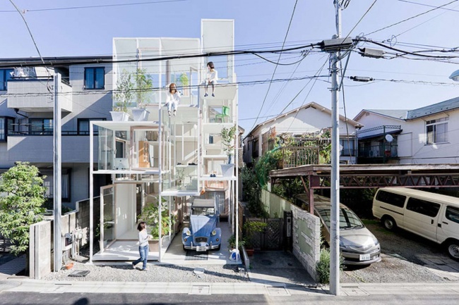 البيت الزجاجى فى اليابان