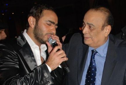 0tamer-hosni-and-his-dad
