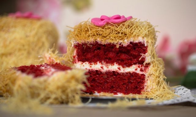 0red velvet konafa