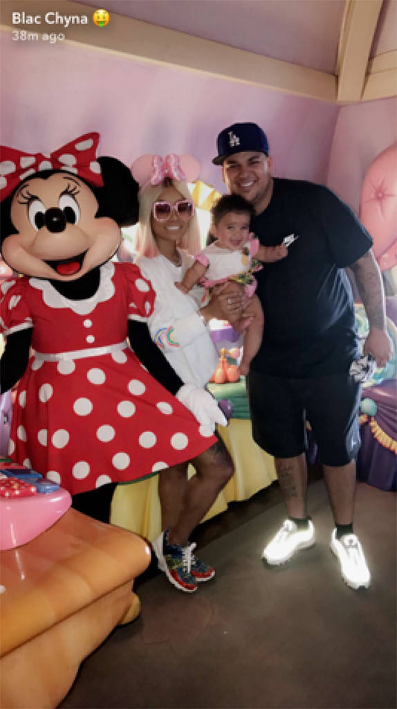 rs_574x1024-170618173908-634.Blac-Chyna-Rob-Kardashian-Disney-Snapchat-2.kg.061817