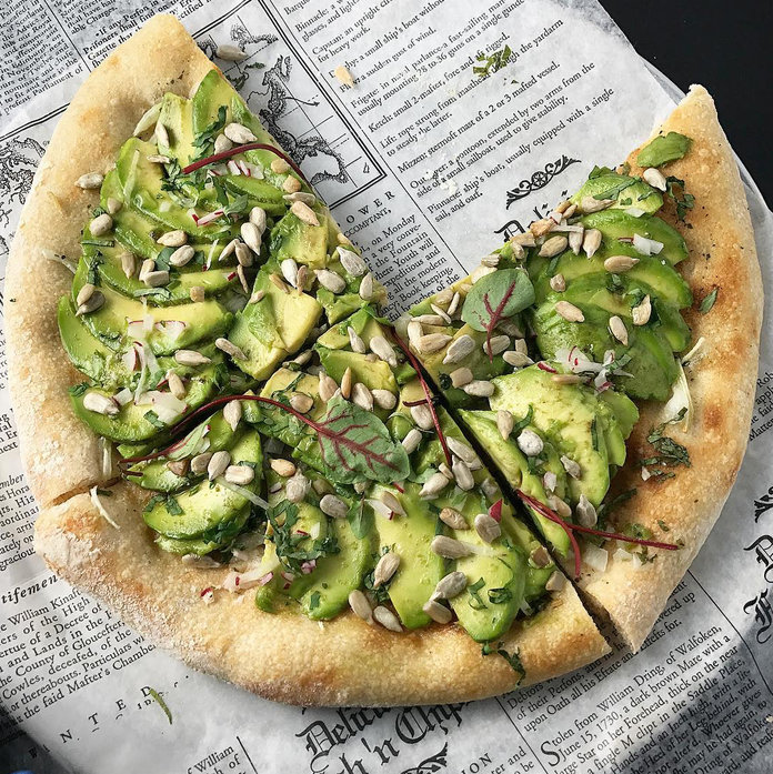 060217-kola-house-avocado-pizza