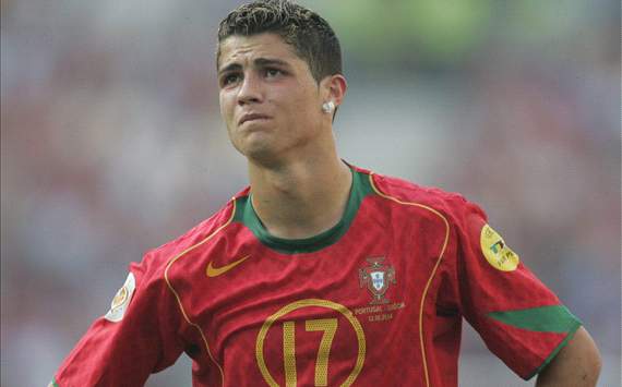 صور.. بعد اقتراب بطولة كأس القارات شاهد قصات شعر رونالدو مع البرتغال - عين