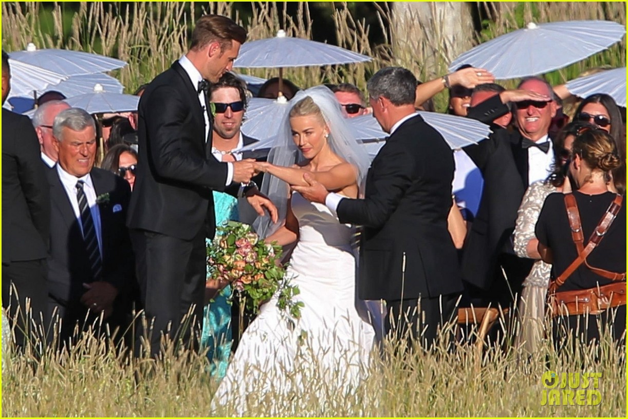 julianne-houghs-wedding-photos-brooks-laich-07