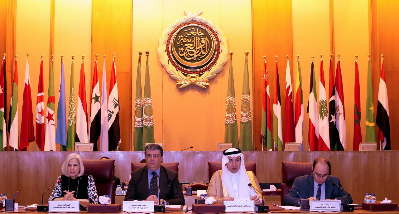 حسين زين في اجتماع وزراء الاعلام العرب
