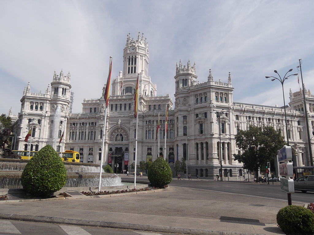 قصر الاتصالات في مدريد