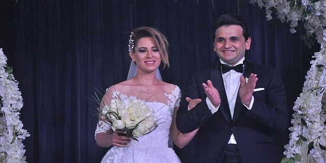 فستان-زفاف-أسطوري-لزوجة-مصطفى-خاطر-نجم-مسرح-مصر-3