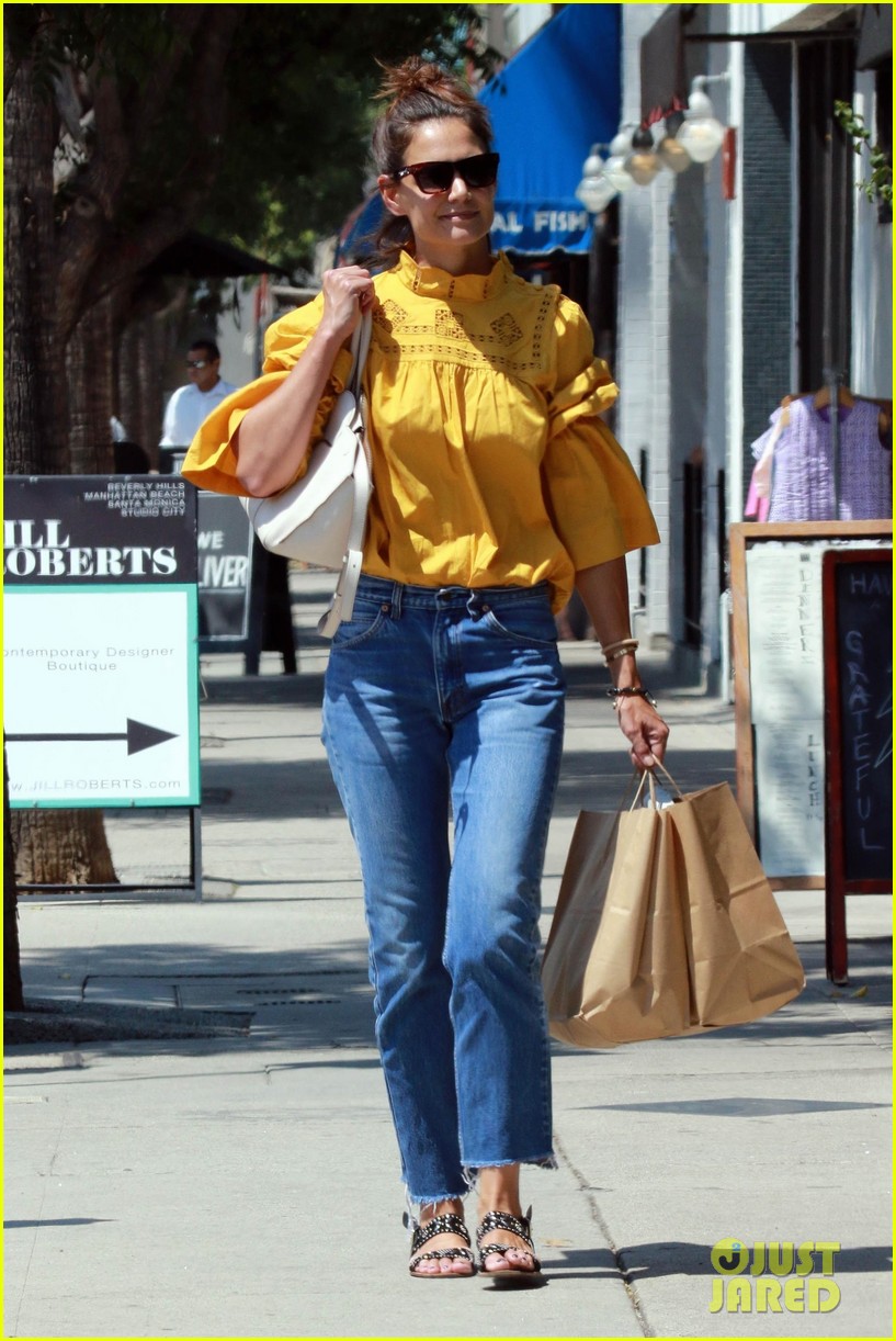 katie-holmes-yellow-blouse-studio-city-01