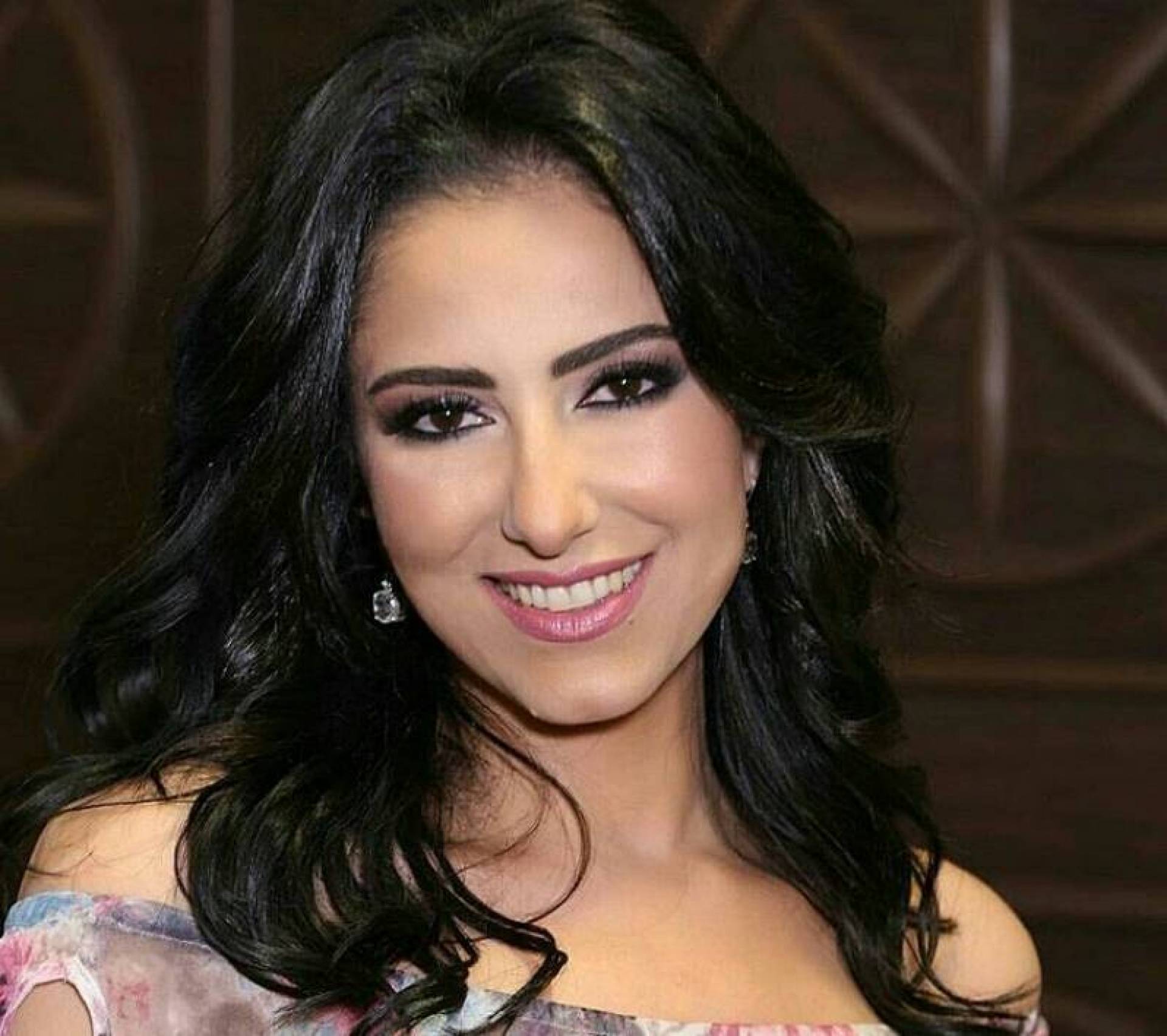 الفنانة حنان مطاوع