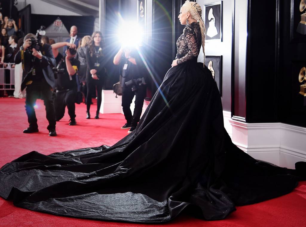 81696-rs_1024x759-180128165453-1024-Lady-Gaga-Grammy-Awards-Red-Carpet