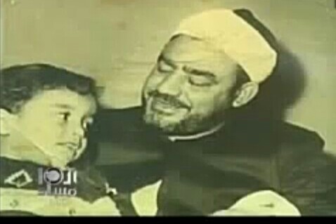 النقشبندى مع حفيده أحمد