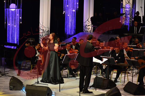 مدحت صالح و فرح الموجي في الليلة السادسة من فعاليات مهرجان الموسيقى العربية (15)