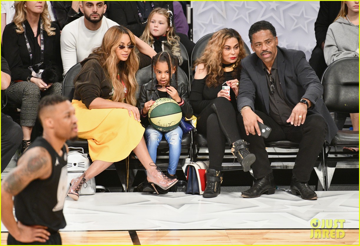 beyonce-blue-ivy-all-star-game-03