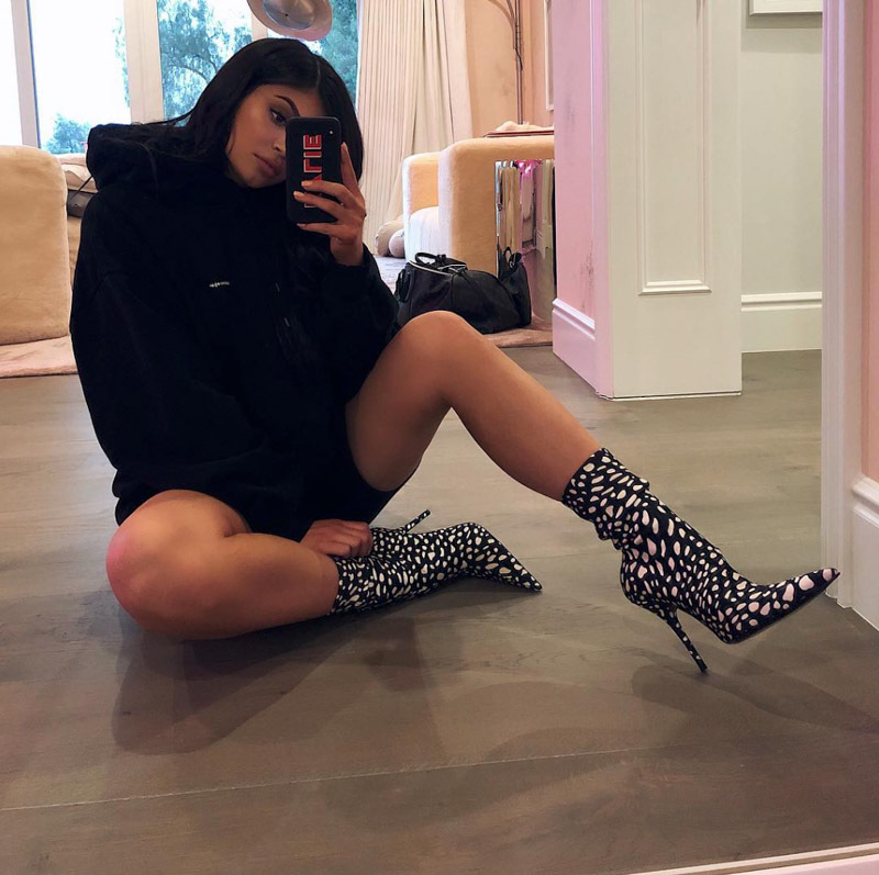 kylie-jenner-post-baby-pics-2