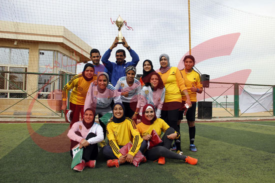 فريق الكرة النسائية (7)