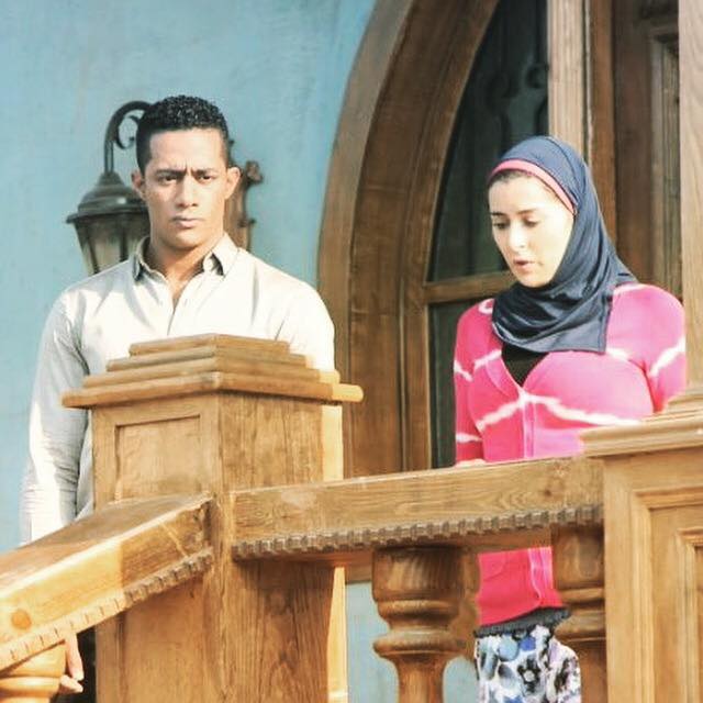 عائشة بن أحمد ومحمد رمضان فى مشهد من مسلسل نسر الصعيد