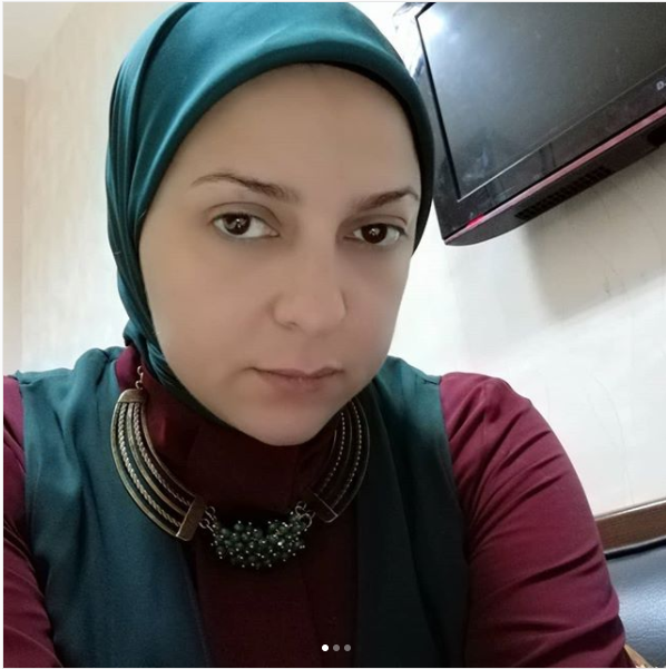 دعاء فاروق Nomakeup فى هذه الصور عين