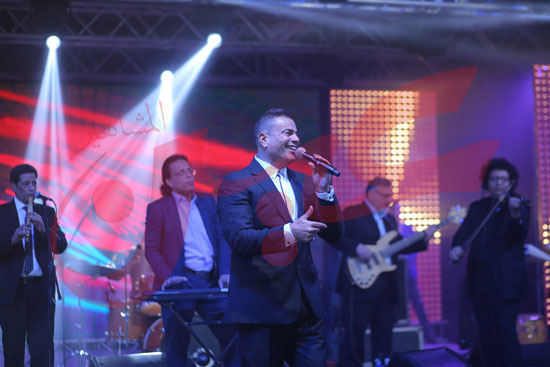 حفل عمر دياب ولطيفة (24)