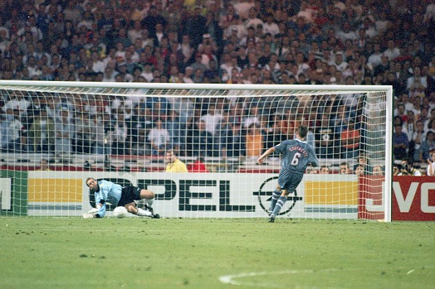 0022E0B800000258-5916705-Southgate_back_in_1998_missed_his_penalty_low_and_to_the_left_as-a-1_1530712030551