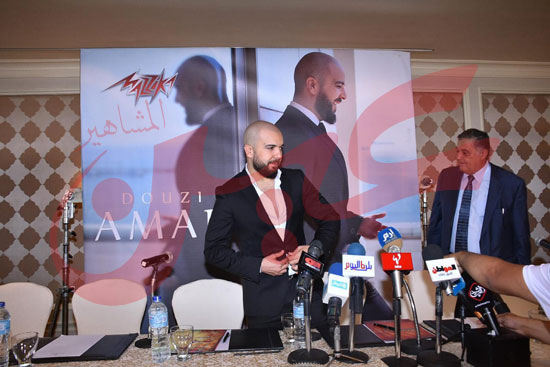 المؤتمر الصحفي للنجم المغربي الدوزي باحد فنادق القاهرة (20)