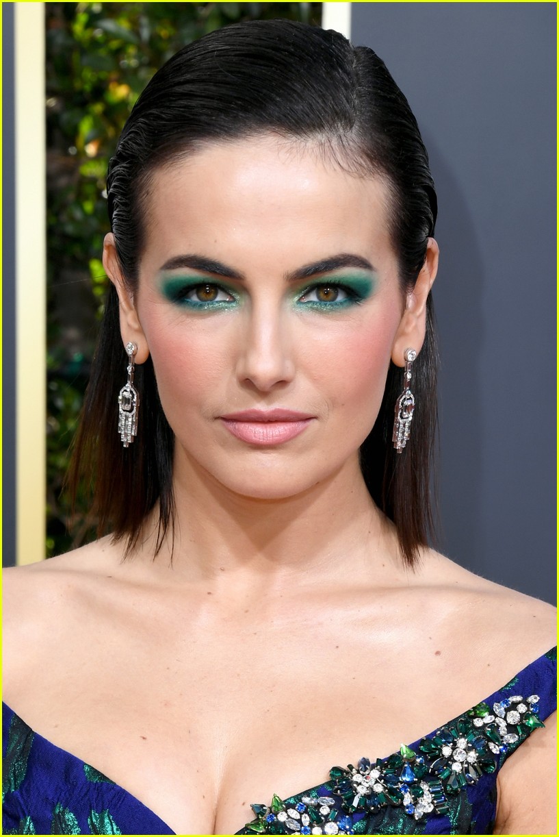 camilla-belle-is-a-beauty-in-blue-at-golden-globes-2019-02