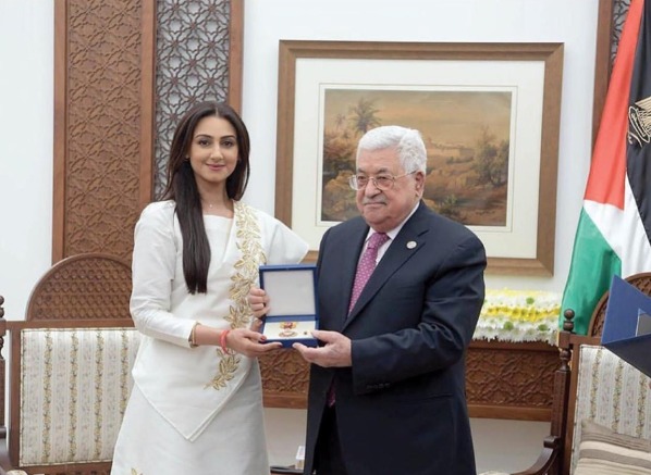 تكريم البحرينية هيفاء حسين فى فلسطين وزيارتها للقدس (7)