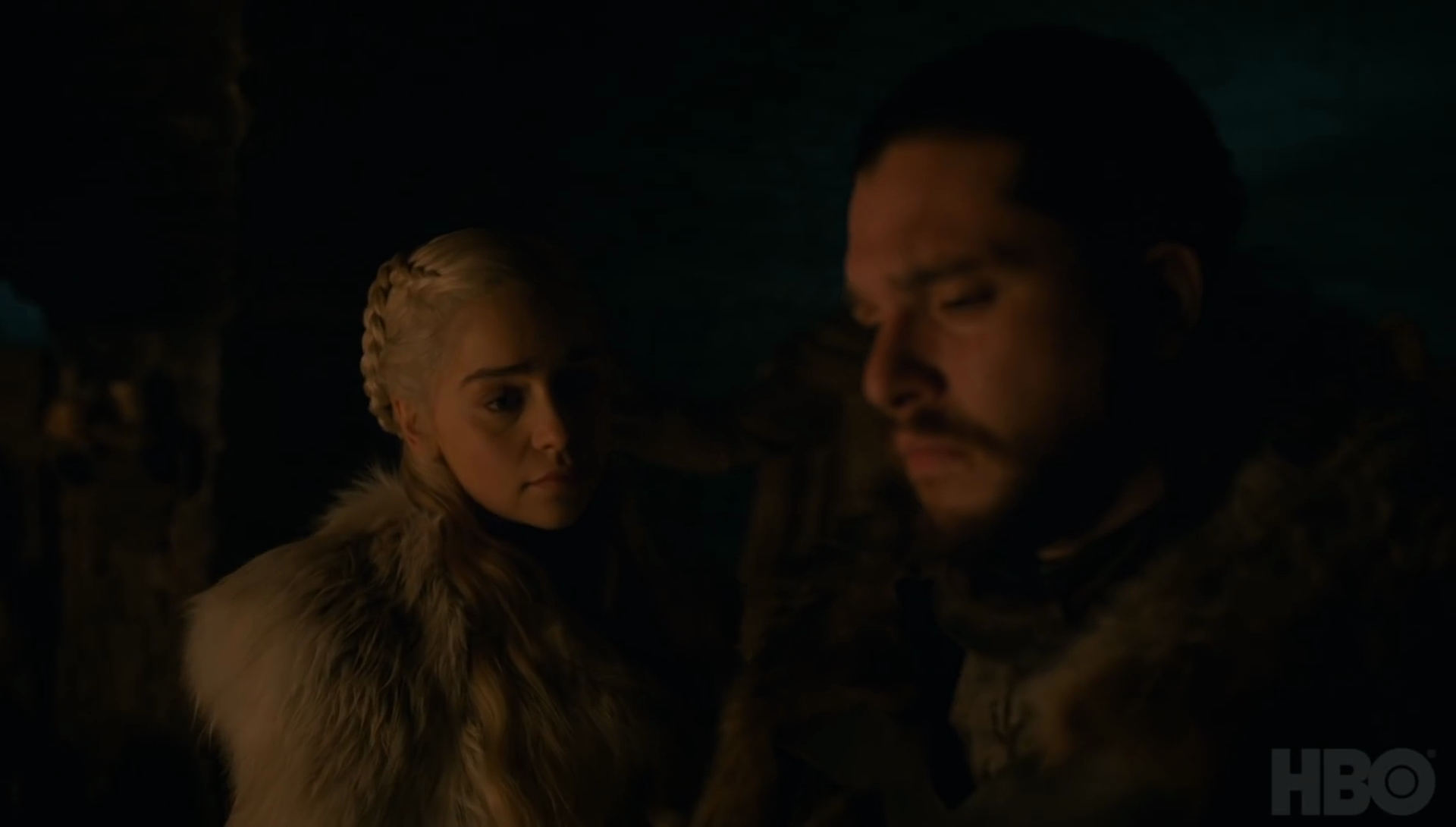 jon-snow-and-daenerys-targaryen