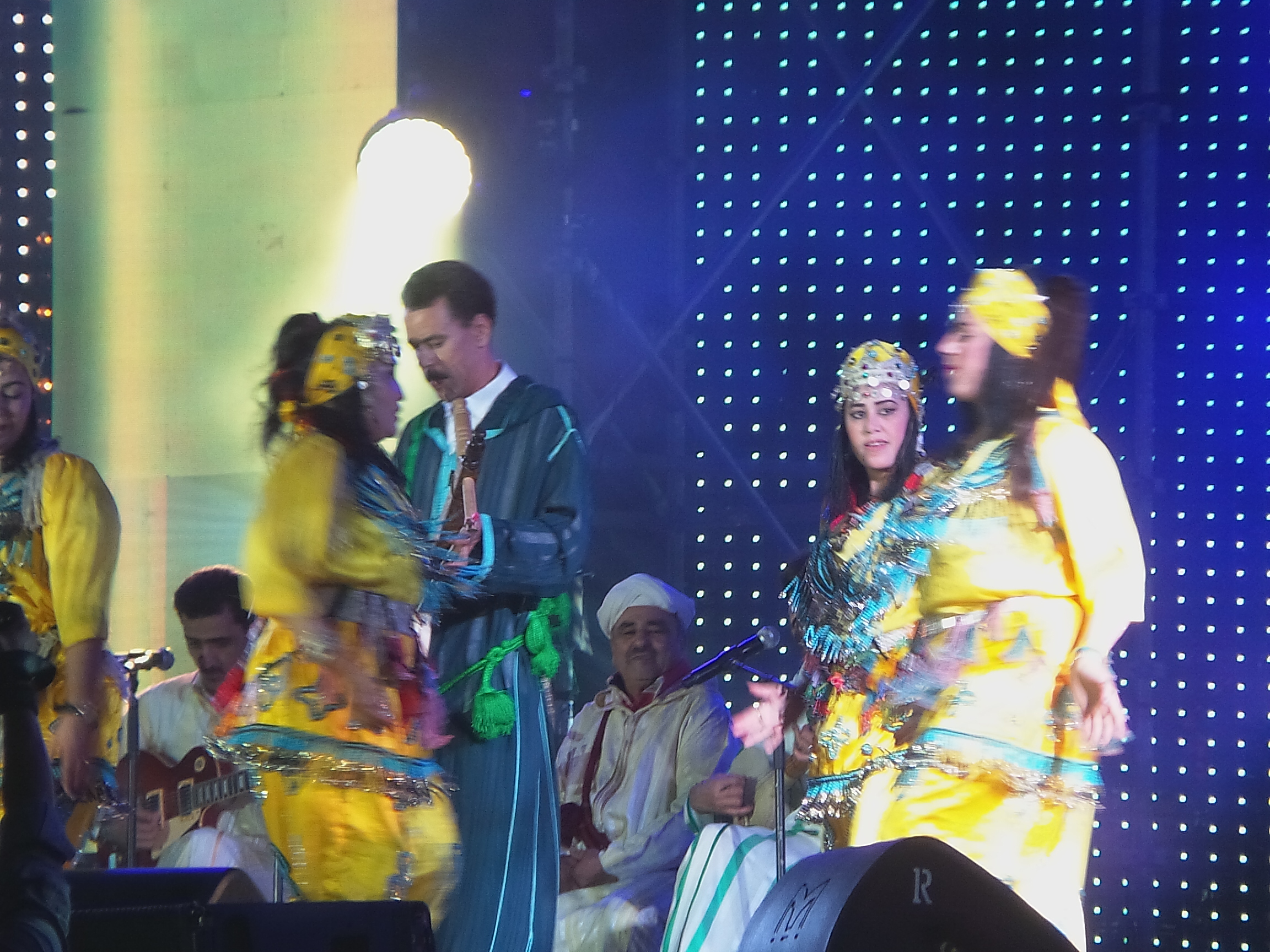 الرايس سعيد يفتتح مهرجان تيميتار للموسيقى الأمازيغية في أغادير (5)