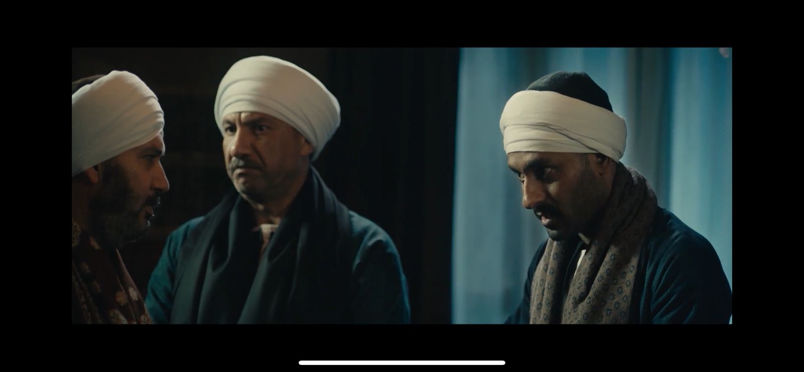 مسلسل عملة نادرة الحلقة 13  كمال أبو رية يشك في أخوه بعد محاولة قتله (4)