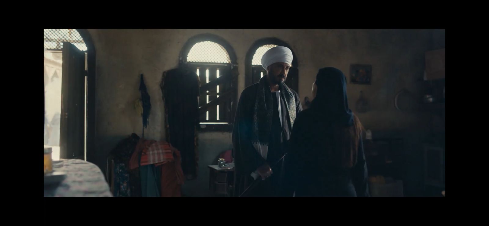 مسلسل عملة نادرة الحلقة 17  أحمد عيد يطلب الزواج من چومانا مراد والثانية تشترط ان يطلق  زوجته (3)