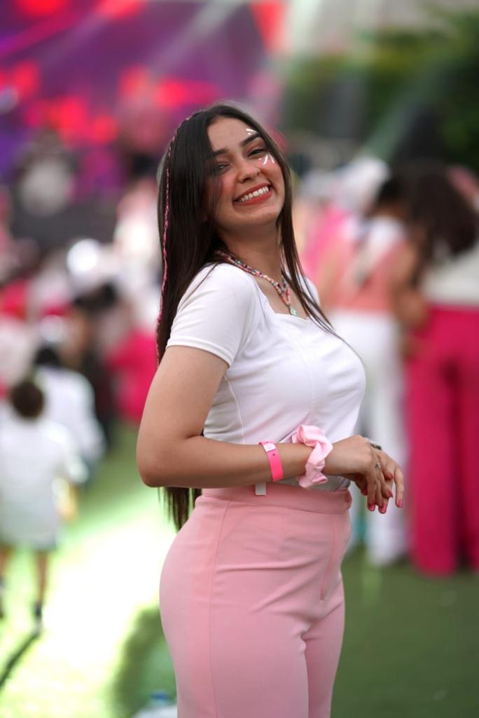 يحيي علاء يحيى حفل باربي في الإسكندرية للبنات فقط (1)
