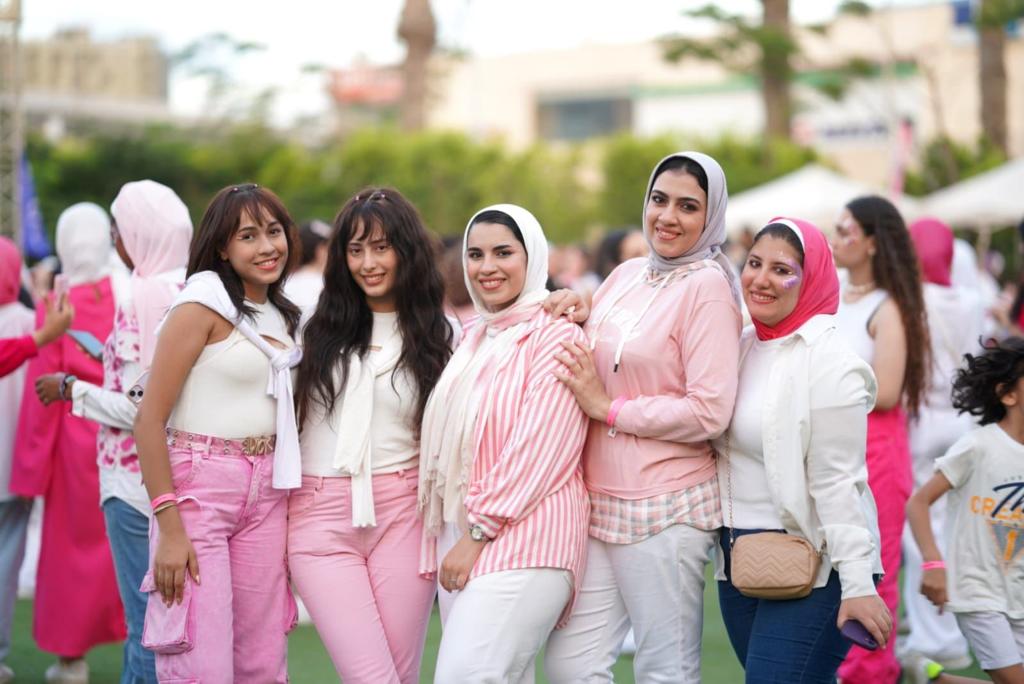 يحيي علاء يحيى حفل باربي في الإسكندرية للبنات فقط (16)
