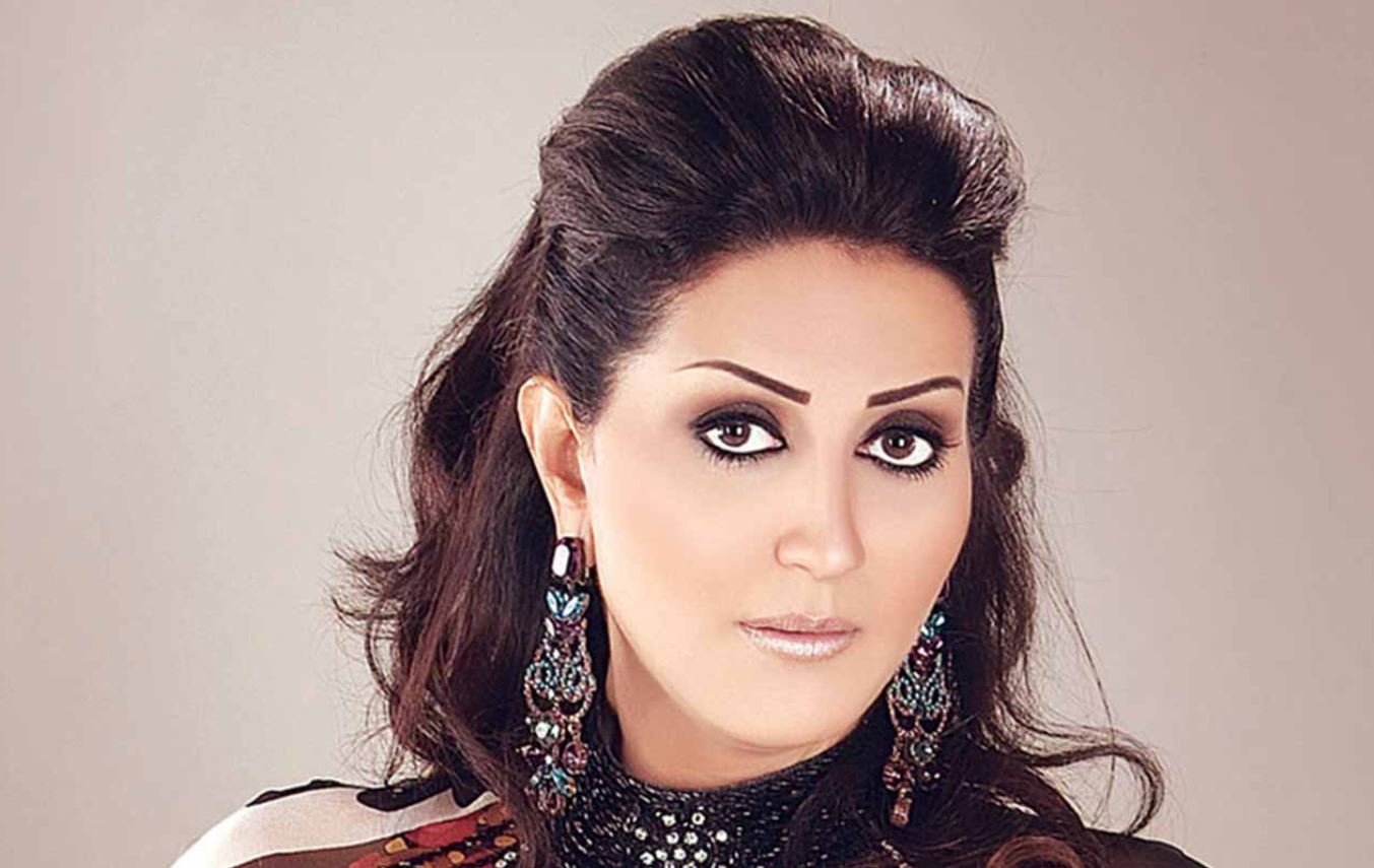 الممثلة وفاء عامر