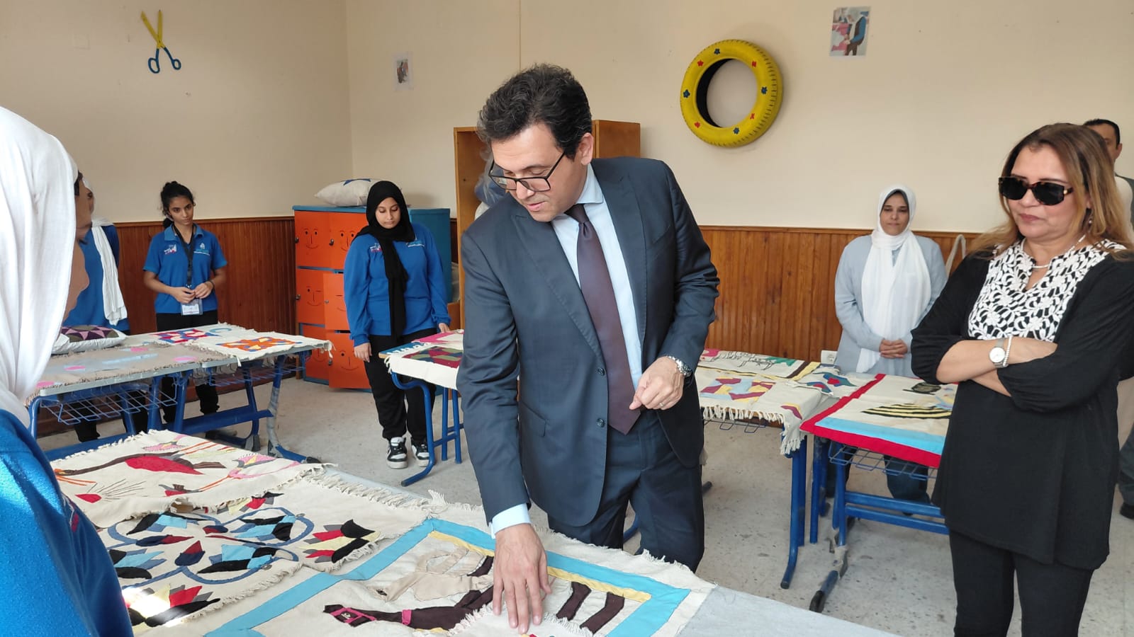 وزير الثقافة يتفقد أكاديمية الفنون  (9)