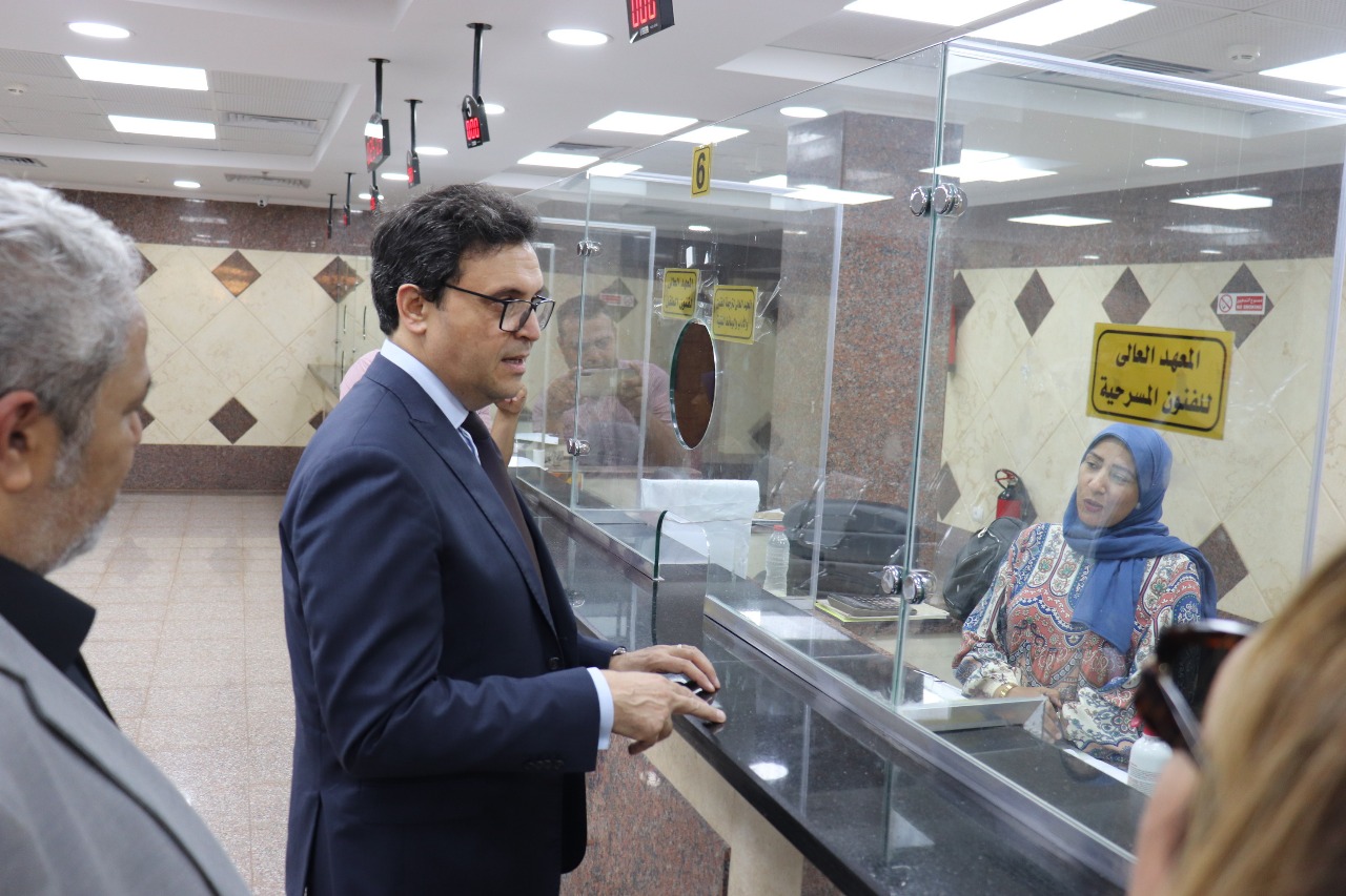 وزير الثقافة يتفقد أكاديمية الفنون  (1)