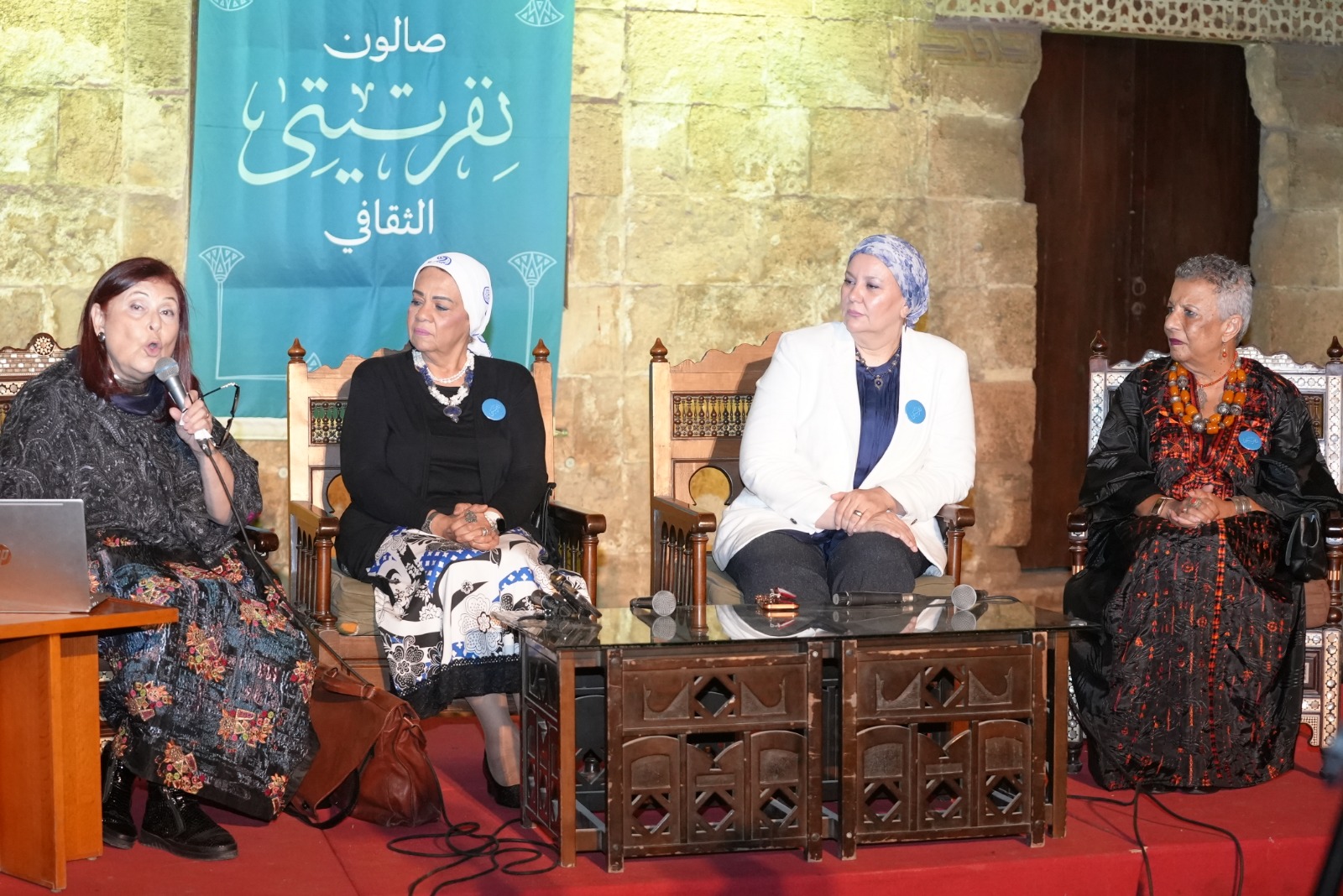 صالون نفرتيتي الثقافي (2)