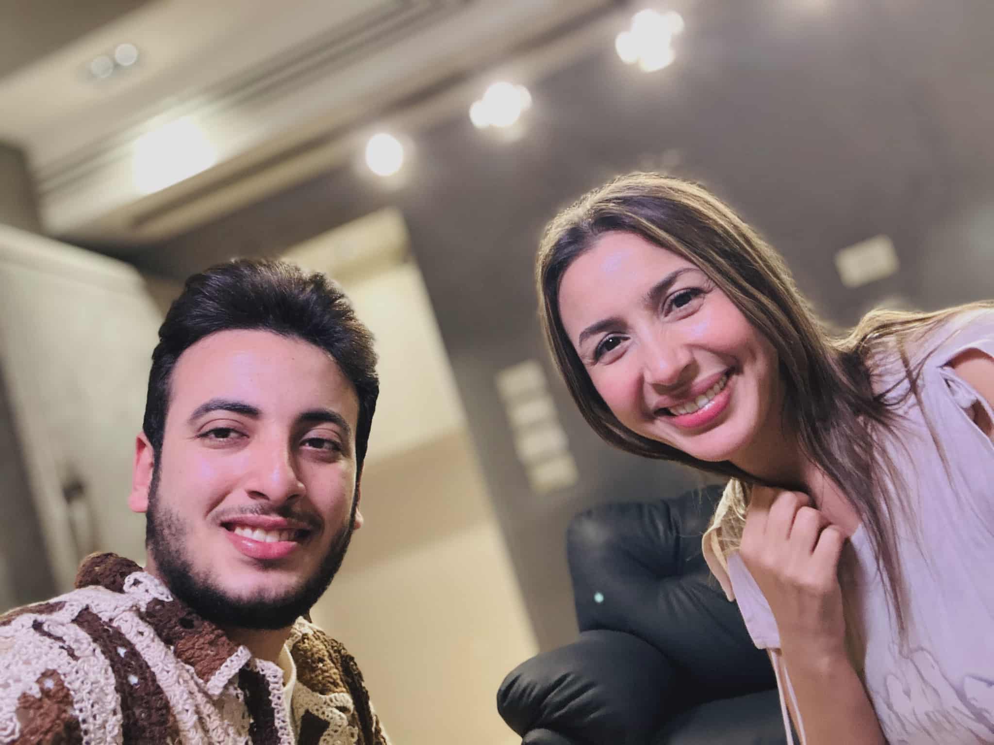 الحسن عادل والمطربة جنات