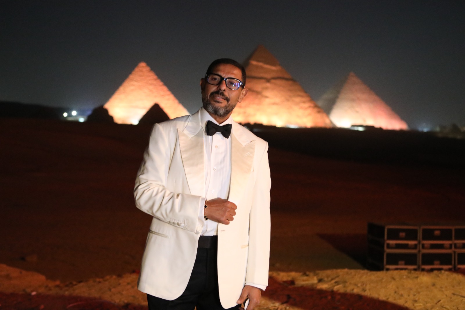 هاني فرحات يتألق في حفل كامل العدد بالأهرامات