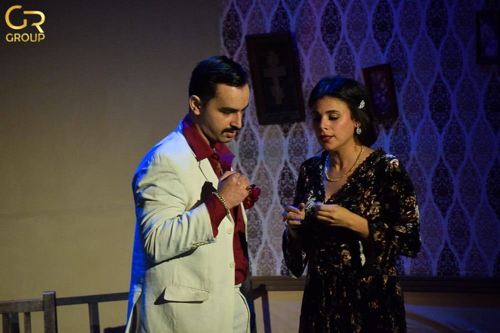 محمد أسامة الهادي وشروق طاهر محمد أسامة الهادي وشروق طاهر