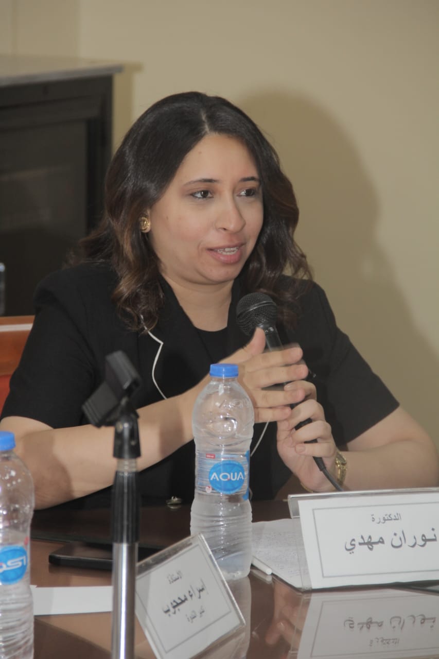 جلسة ختامية للمحور الفكري بالمهرجان القومي للمسرح (15)