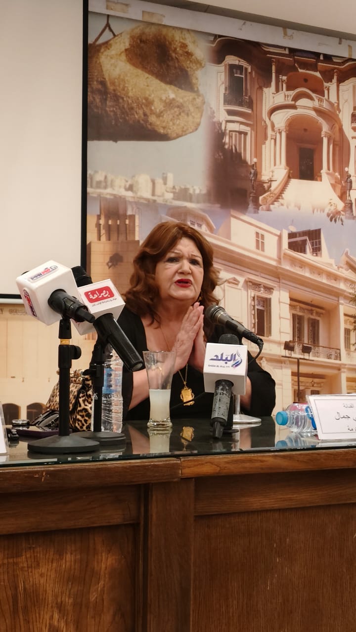 ندوة النجمة ميمى جمال (3)
