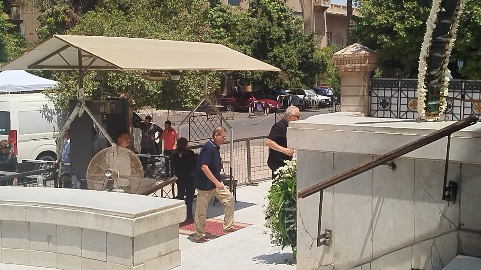 جنازة الفنان لطفي لبيب جنازة الفنان لطفي لبيب