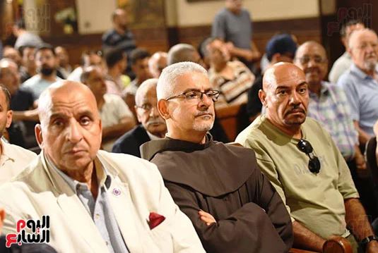 جنازة الفنان لطفي لبيب (1)